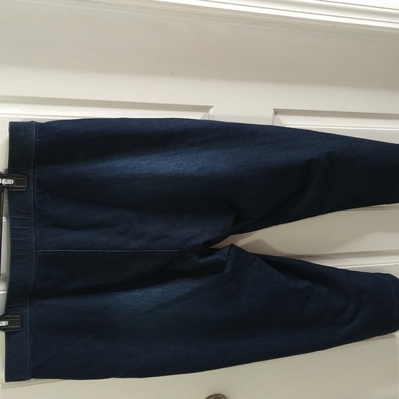 Soft Surroundings Denim Capri Pants - Picture 4 of 7